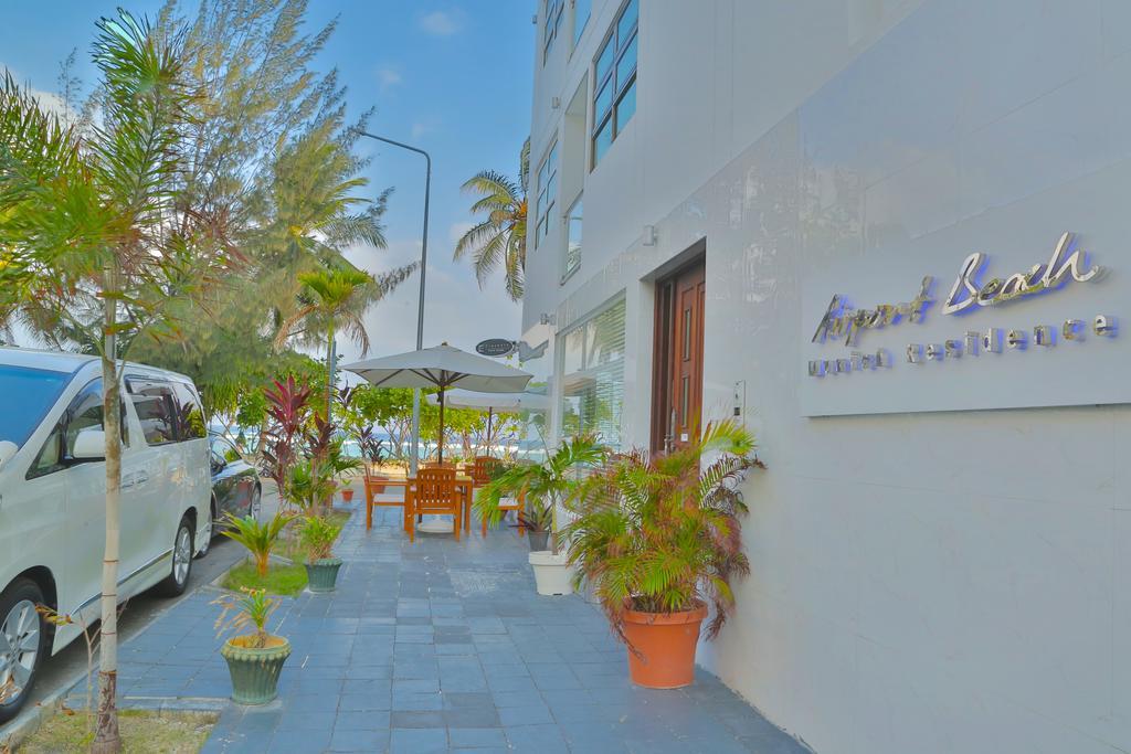 Airport Beach Hotel Hulhumale Exterior photo